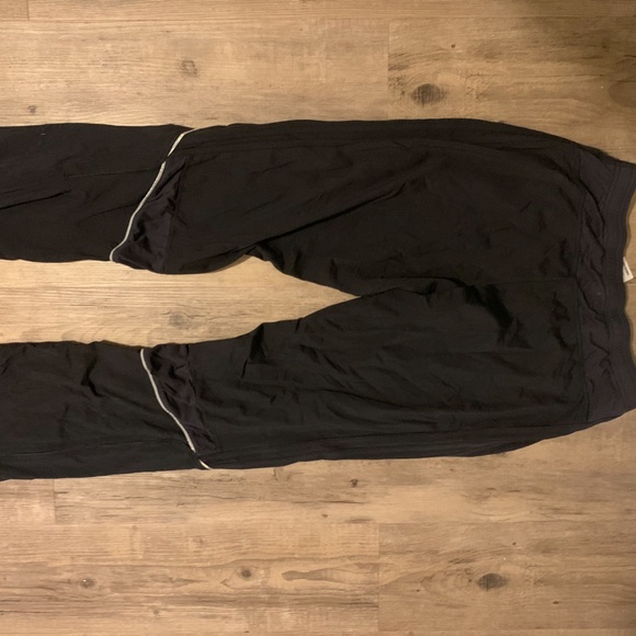 Jeans, Dockers, Sweats & Dress Pants - Picture 11 of 16